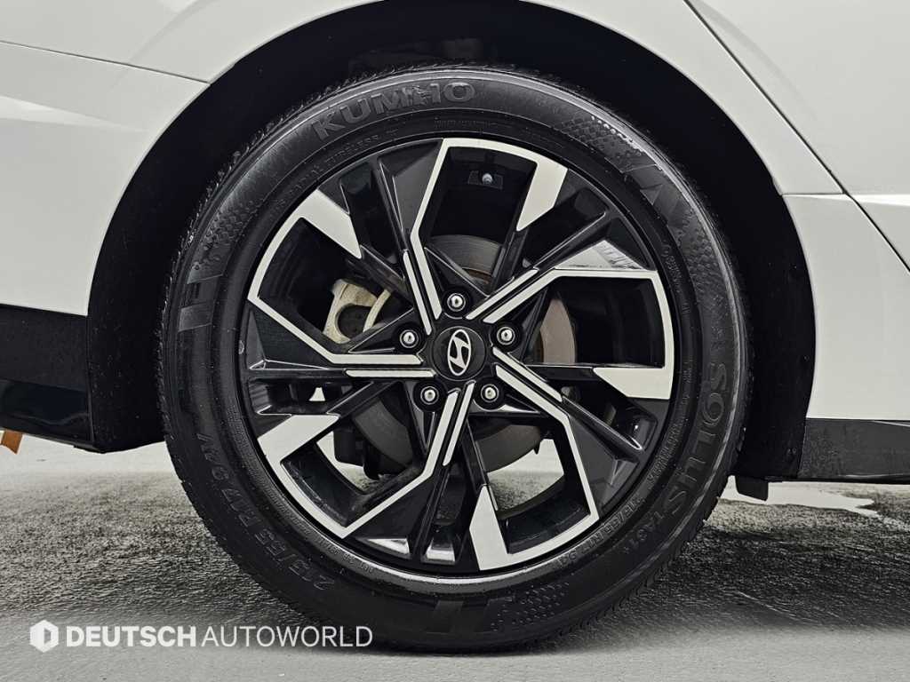 Hyundai Sonata — photo 05