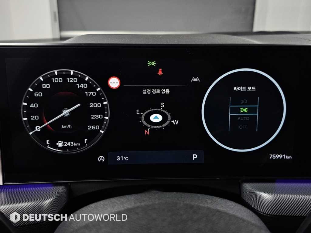 Hyundai Sonata — photo 08