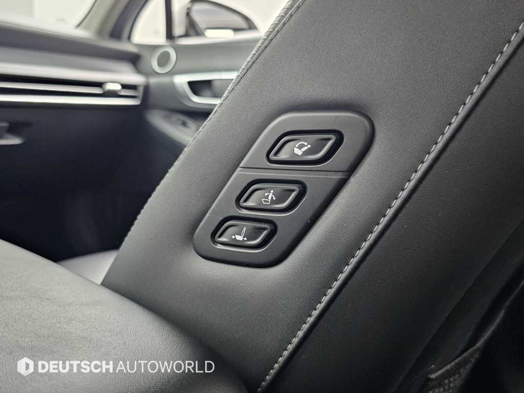Hyundai Sonata — photo 16
