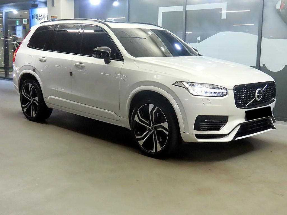 Volvo XC90 — photo 01