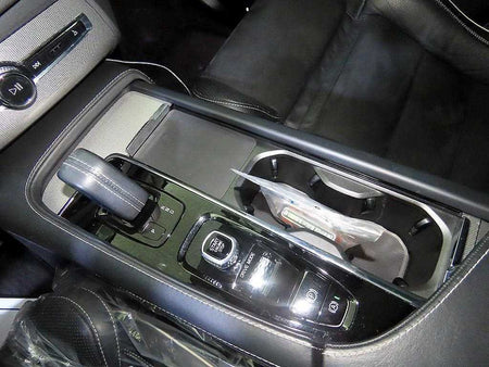 Volvo XC90 — photo 12