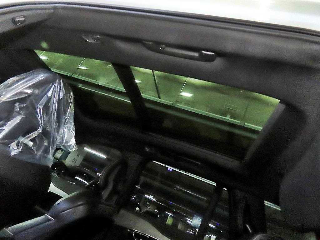 Volvo XC90 — photo 15