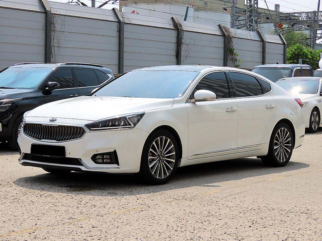 Kia K7 — photo 02