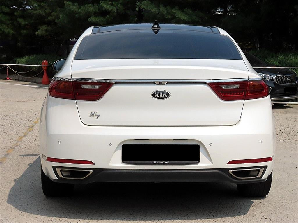 Kia K7 — photo 04
