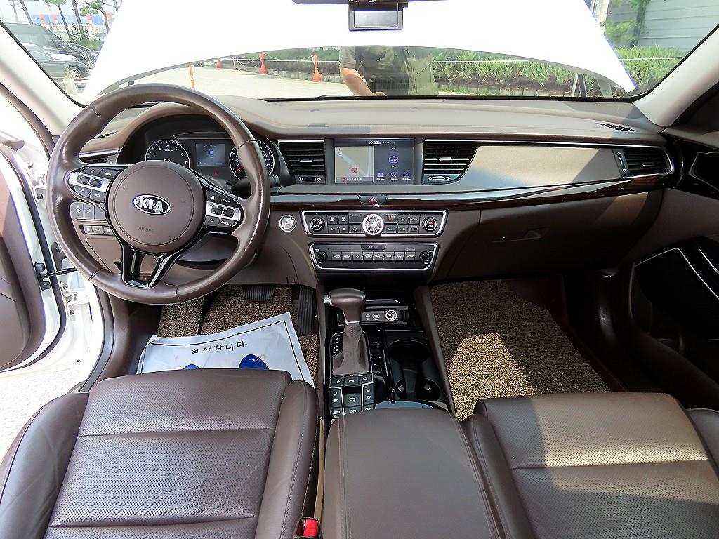 Kia K7 — photo 07