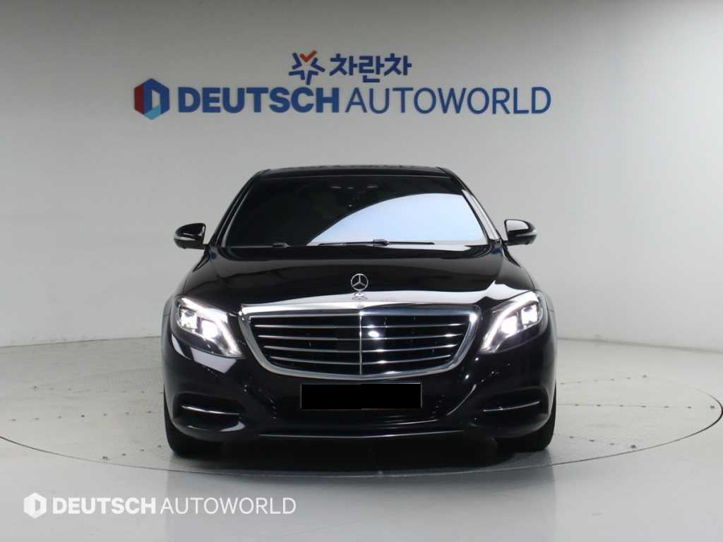 Mercedes-Benz S-Class — photo 03