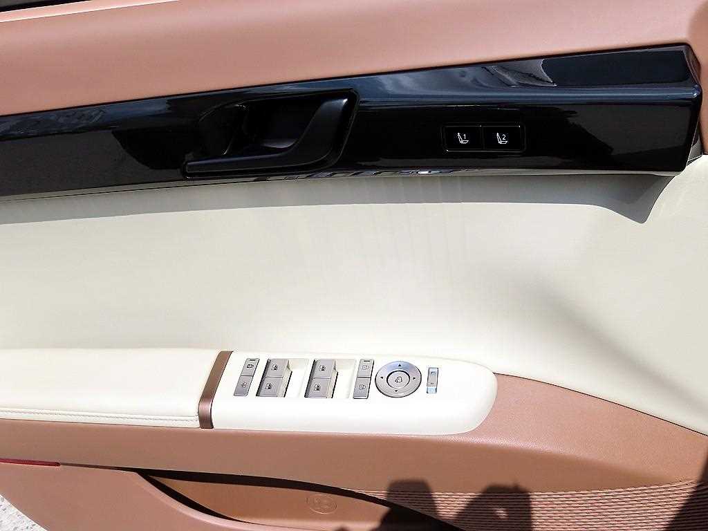 Hyundai Grandeur — photo 11