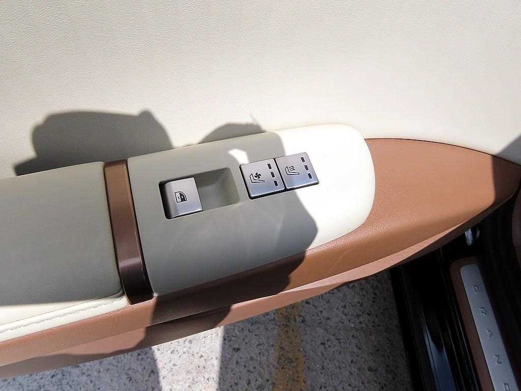 Hyundai Grandeur — photo 15