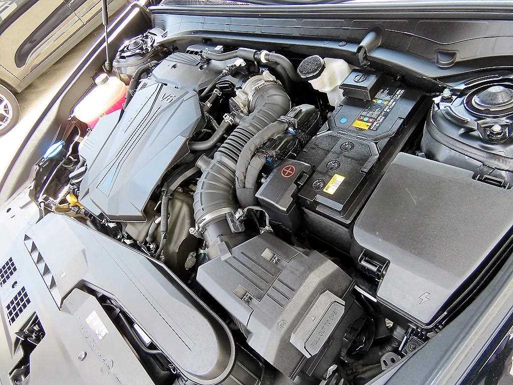 Hyundai Grandeur — photo 19