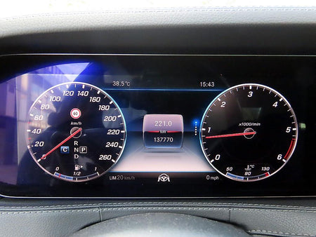 Mercedes-Benz S-Class — photo 09