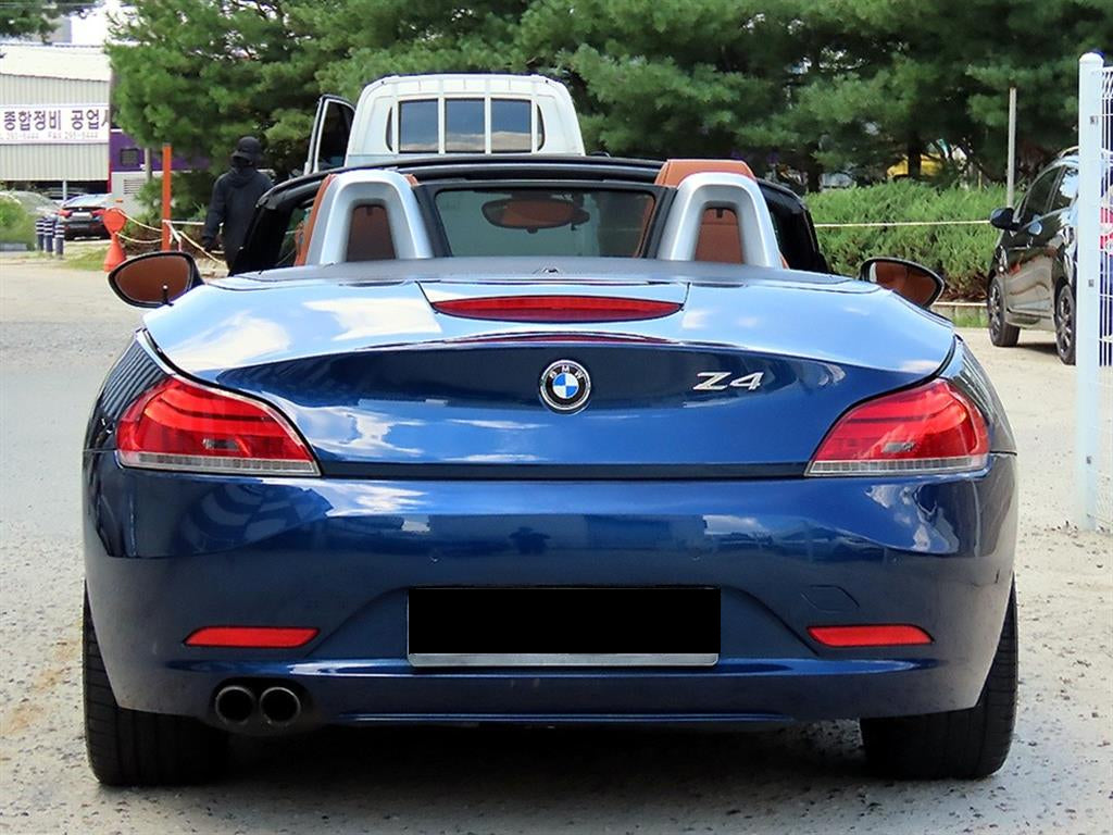 BMW Z4 — photo 08