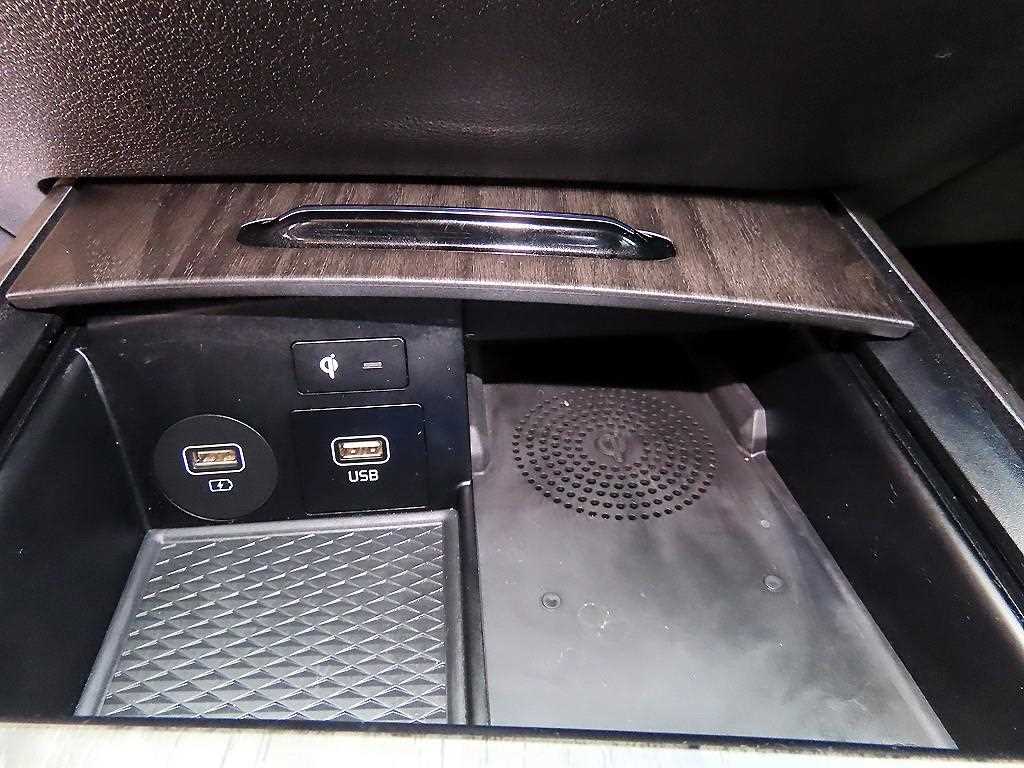 Kia K8 — photo 15