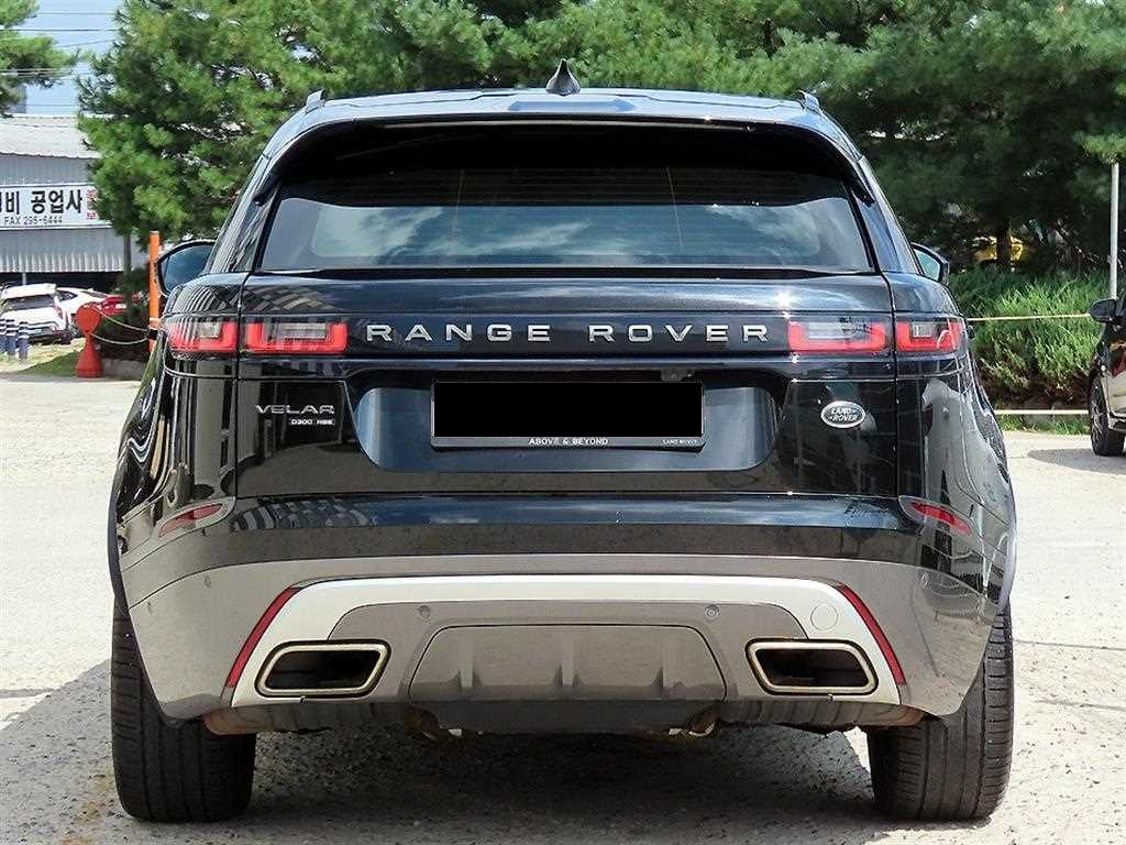 Land Rover Range Rover Velar — photo 04