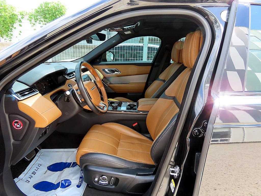 Land Rover Range Rover Velar — photo 05