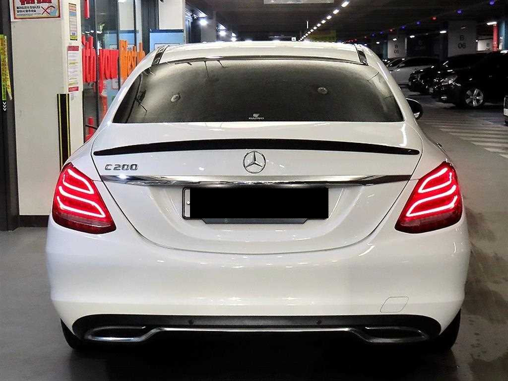 Mercedes-Benz C-Class — photo 05