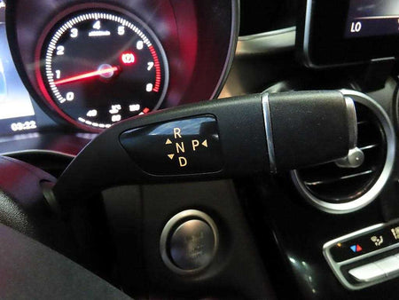 Mercedes-Benz C-Class — photo 12