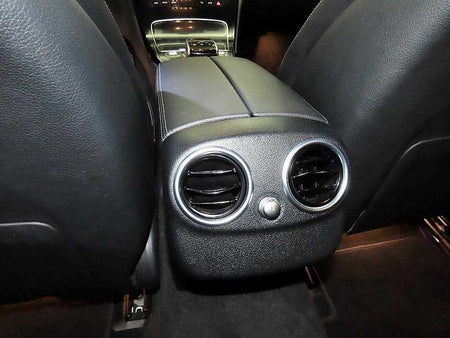 Mercedes-Benz C-Class — photo 16