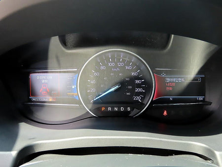 Ford Explorer — photo 09