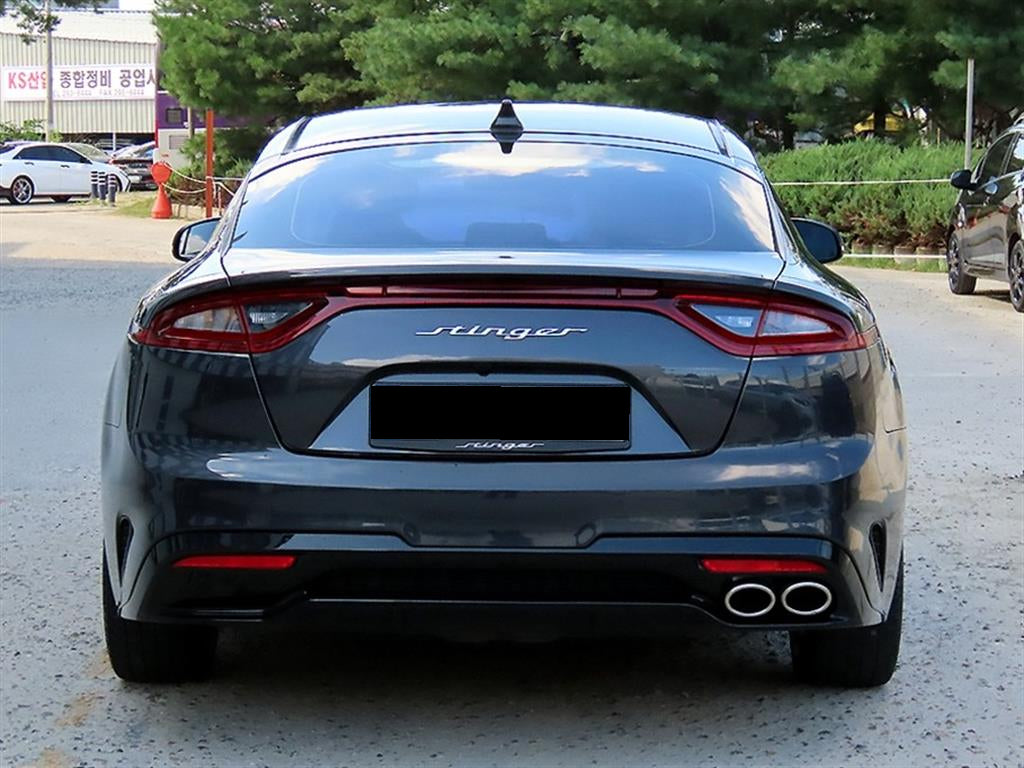 Kia Stinger — photo 04