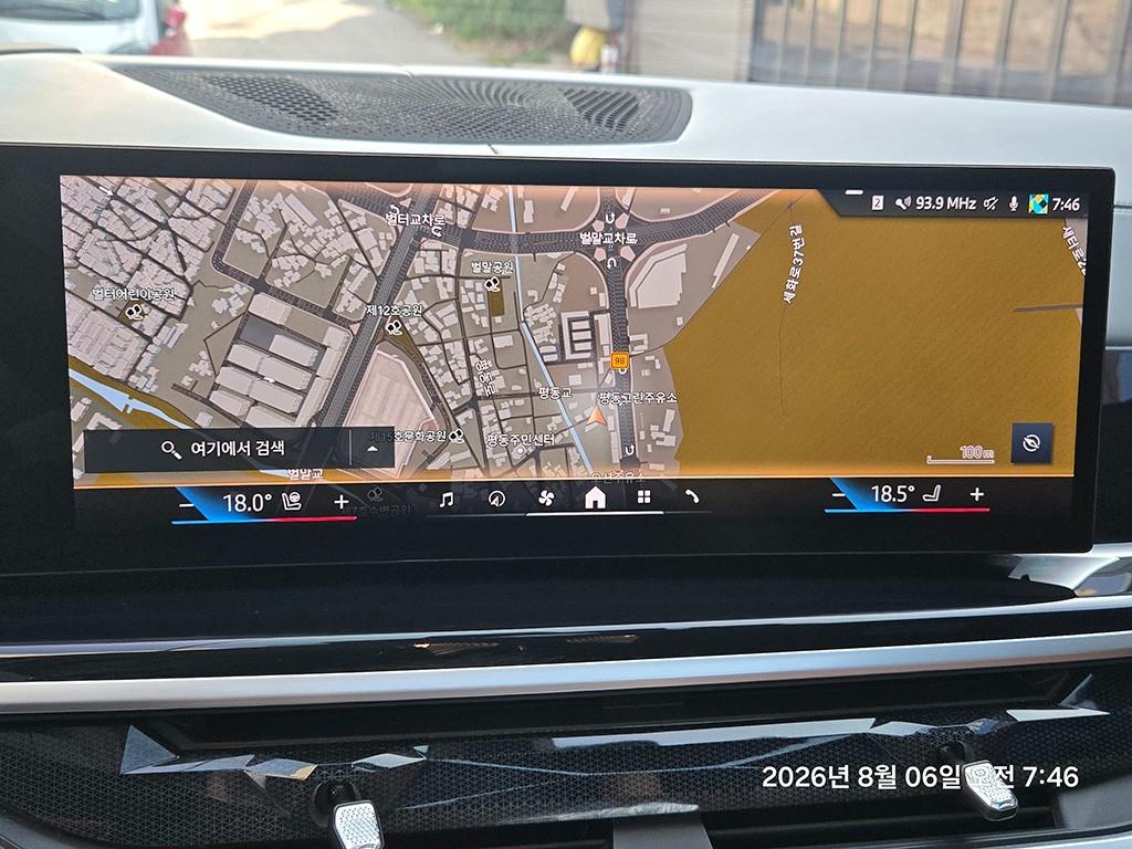 BMW X7 — photo 10