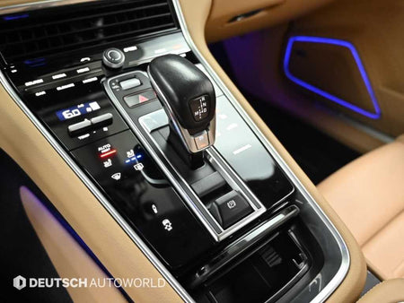 Porsche Panamera — photo 09