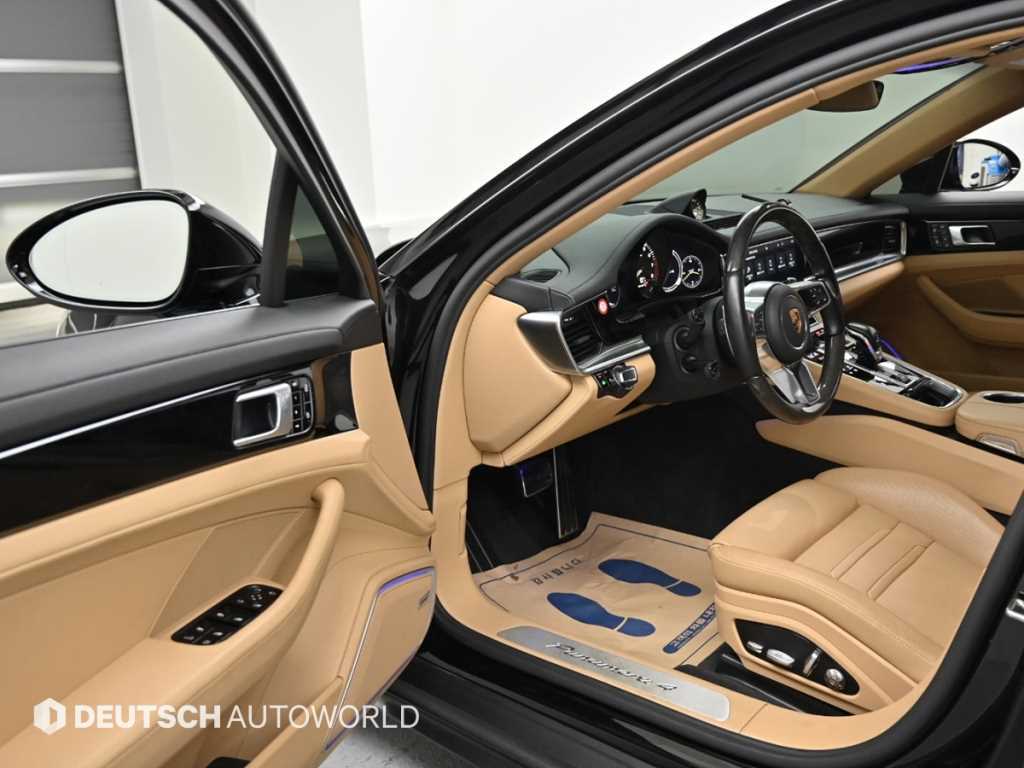 Porsche Panamera — photo 11
