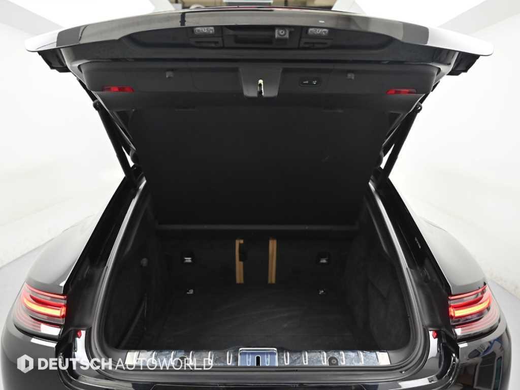 Porsche Panamera — photo 19