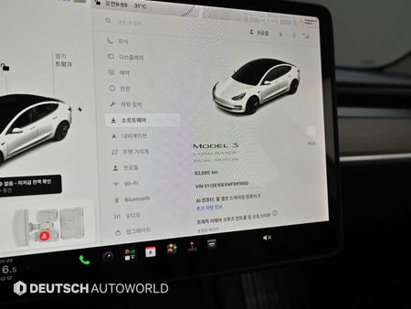 Tesla Model 3 — photo 08