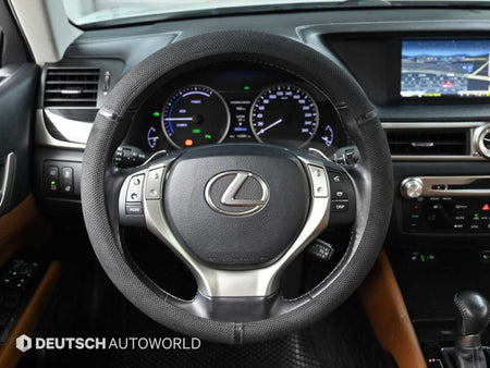 Lexus GS — photo 13
