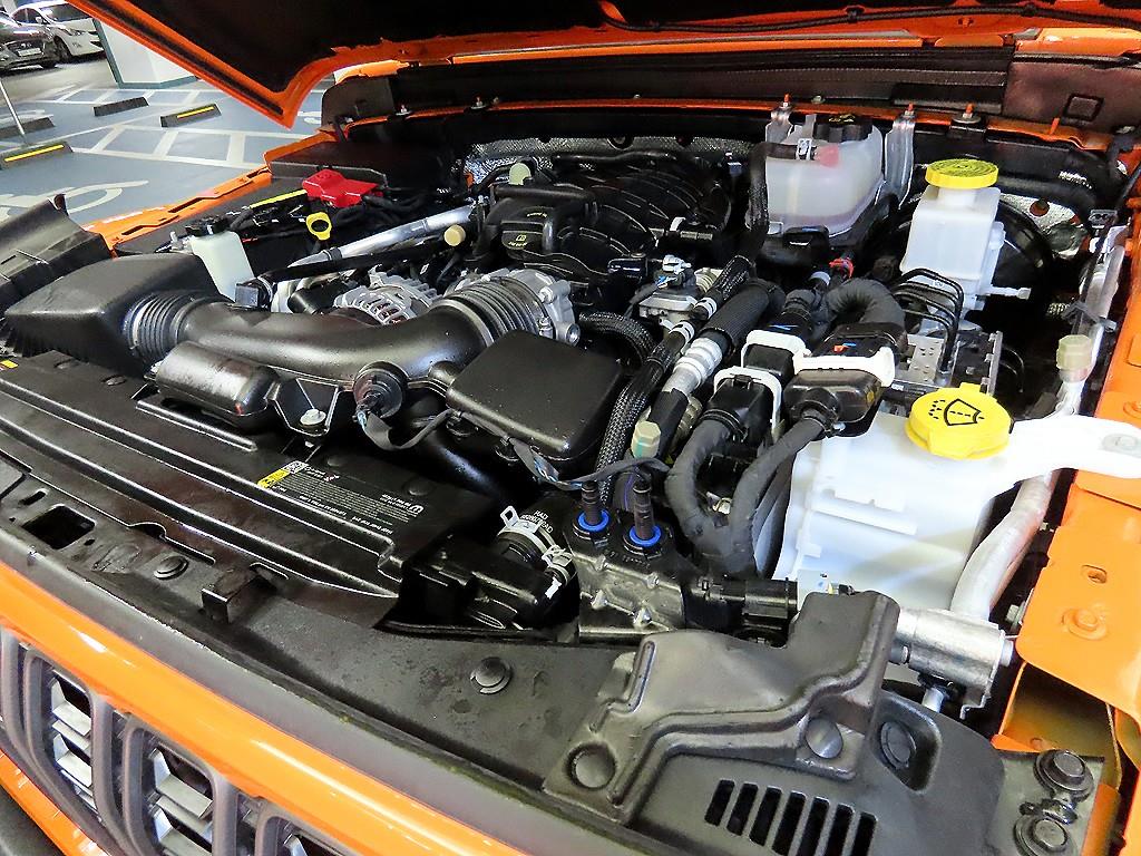 Jeep Gladiator — photo 19