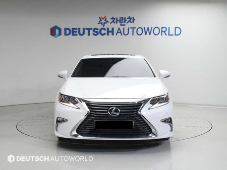 Lexus ES — photo 03