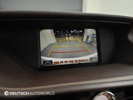 Lexus ES — photo 15
