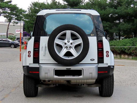 Land Rover Defender — photo 04