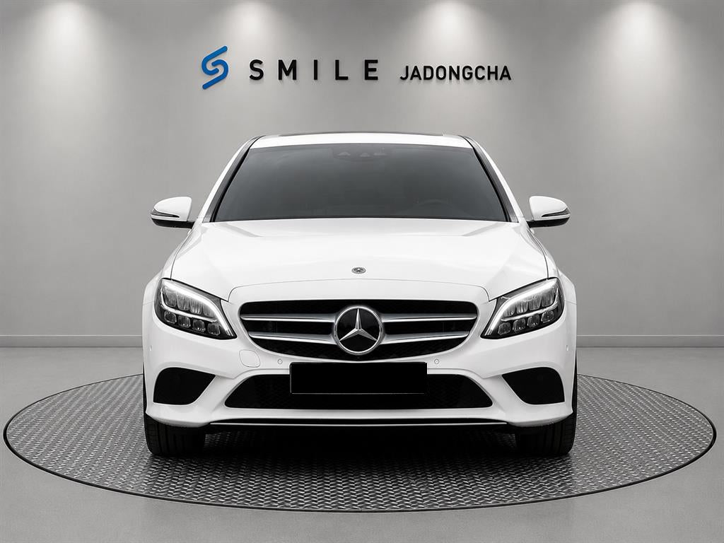 Mercedes-Benz C-Class — photo 01