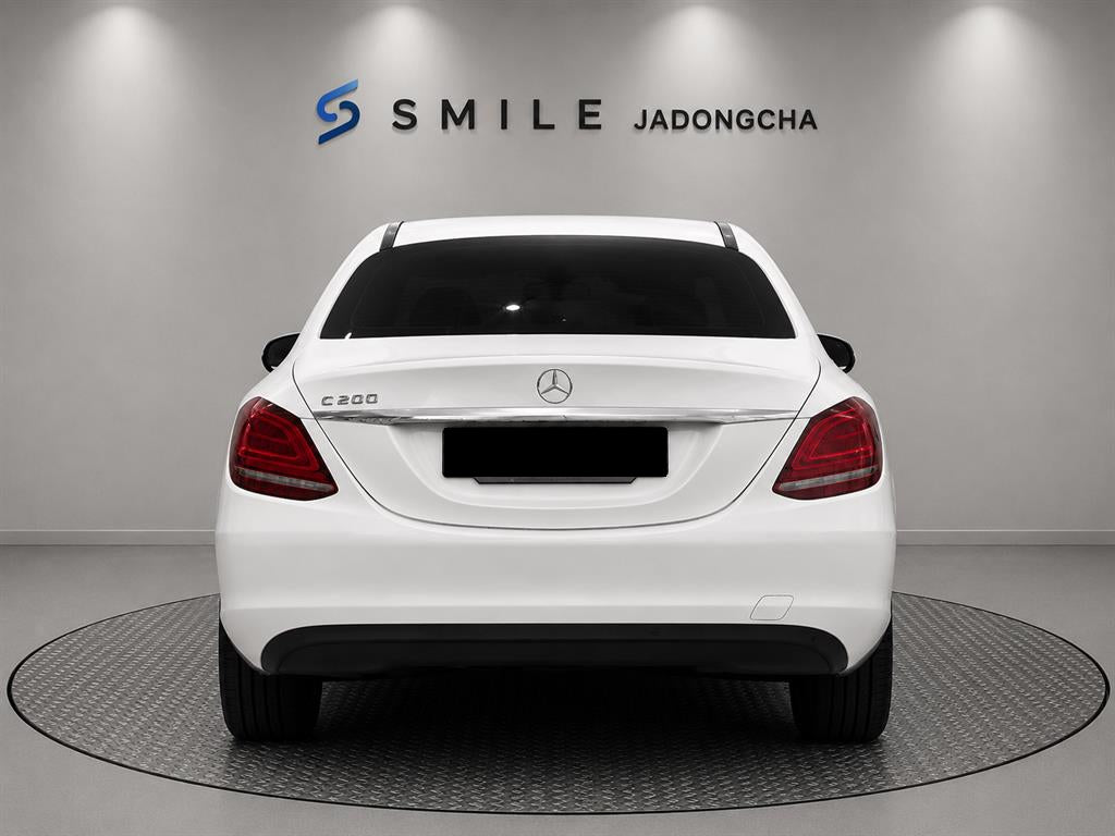Mercedes-Benz C-Class — photo 02