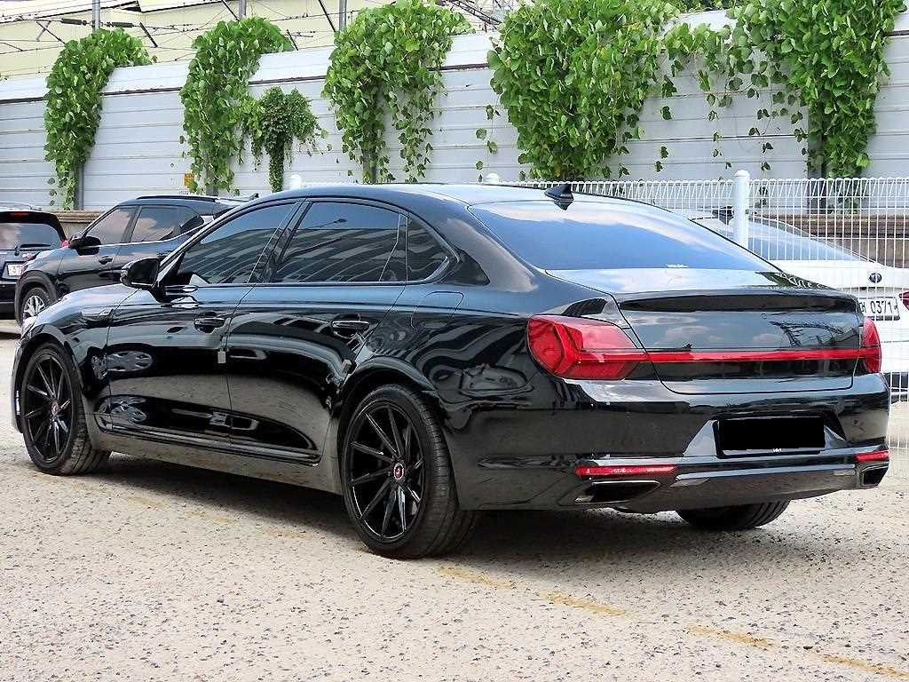 Kia K9 — photo 03