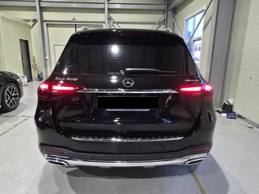 Mercedes-Benz GLE-Class — photo 04