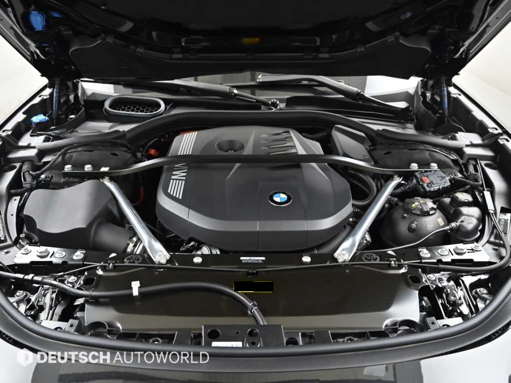 BMW 7-Series — photo 06