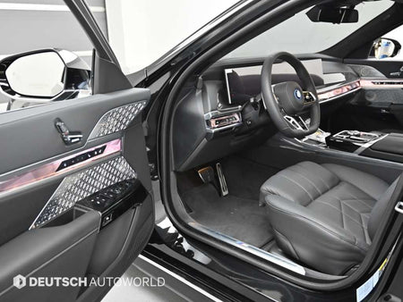 BMW 7-Series — photo 11