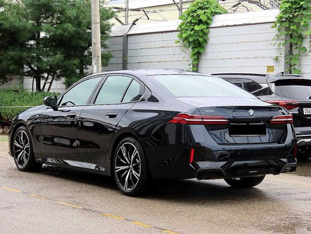 BMW 5-Series — photo 03