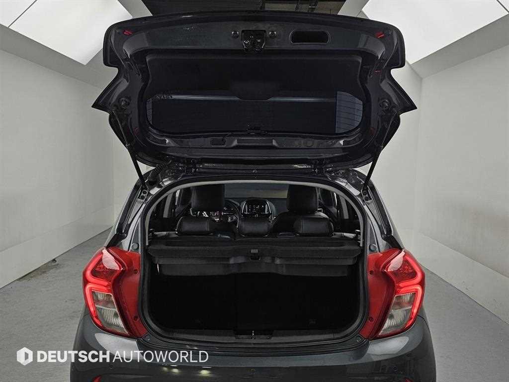 CHEVROLET Spark — photo 19