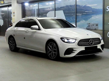 Mercedes-Benz E-Class — photo 01