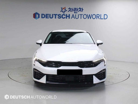 Kia K5 — photo 03