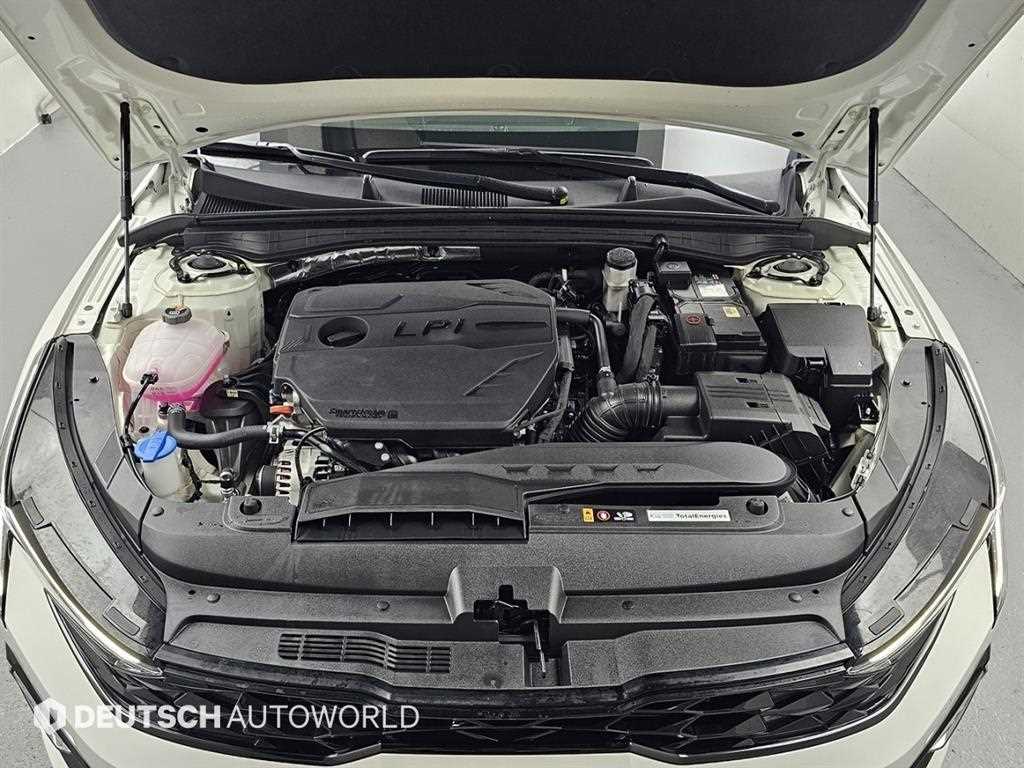 Kia K5 — photo 06