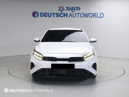 Kia K3 — photo 03