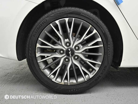Kia K3 — photo 05