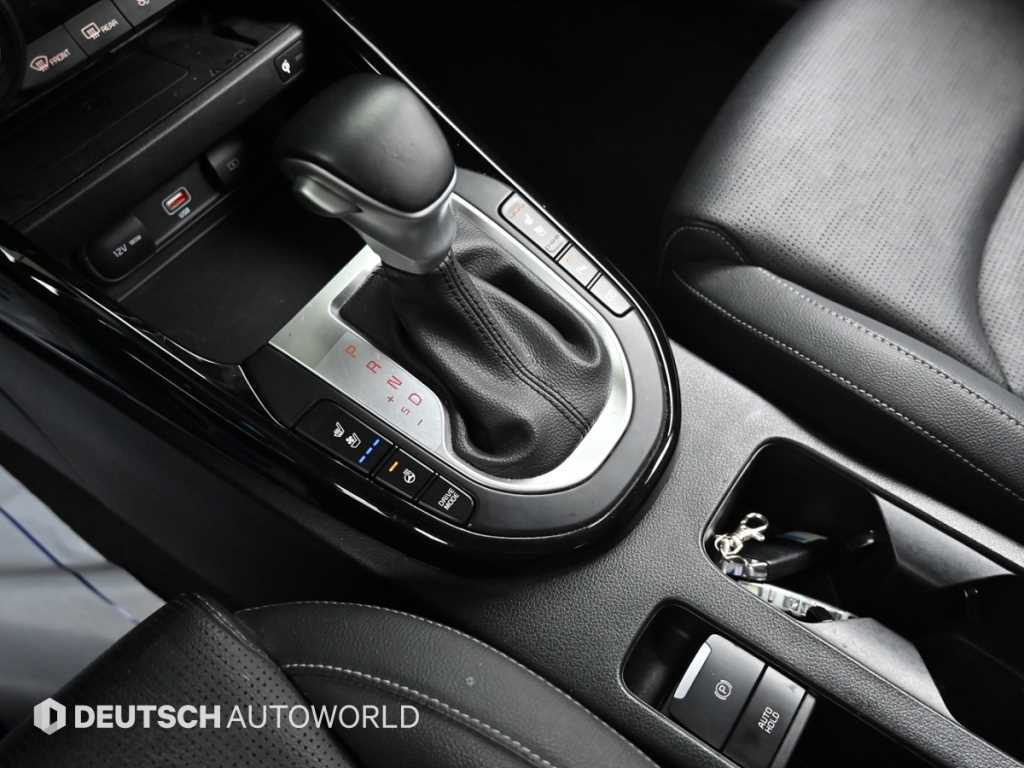 Kia K3 — photo 09