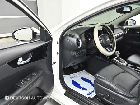 Kia K3 — photo 11
