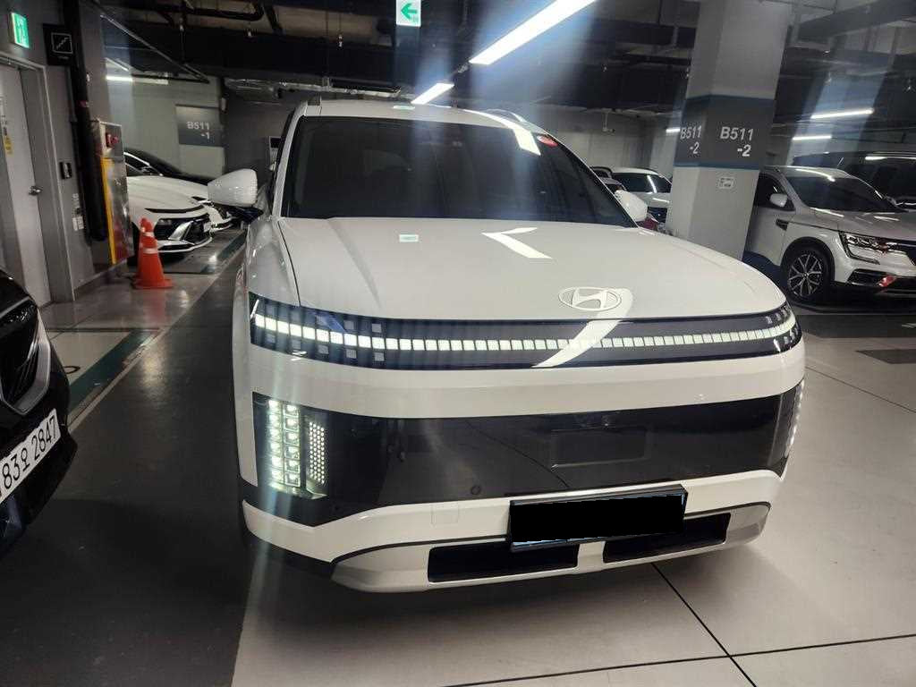 Hyundai Ioniq9 — photo 01