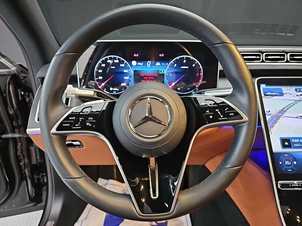 Mercedes-Benz S-Class — photo 09